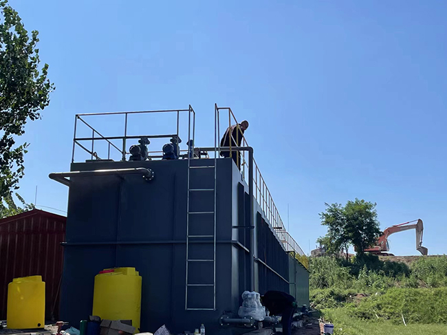 污水處理設(shè)備